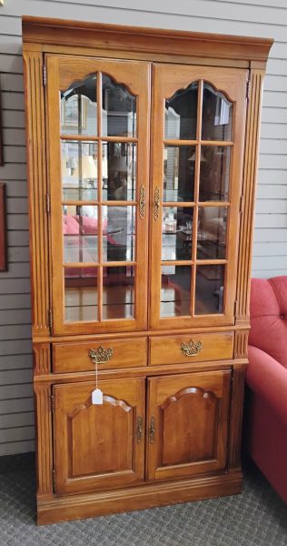 2 Pc. Vintage Thomasville Display Cabinet 