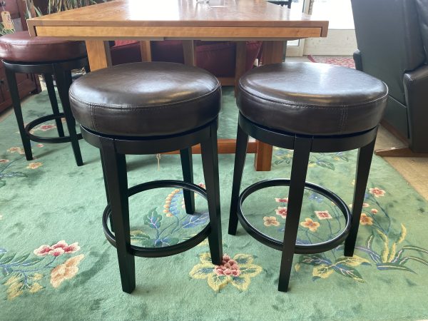 Set of 2 Pier 1 Stratmoor Swivel Counter Stools Dark Brown