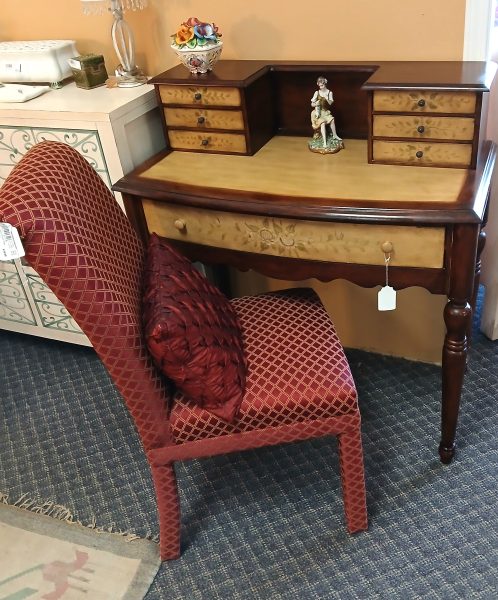 Decorative Desk With Small Attached Hutch 