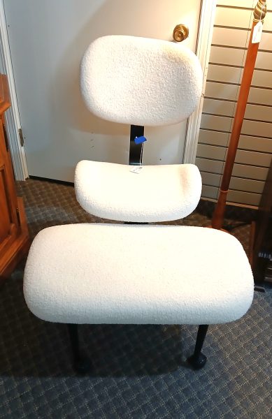 NEW PINMOCO Ergonomic Cross Legged Chair 