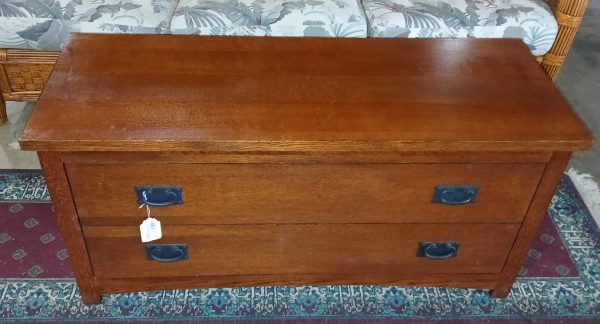 Oak Mission Prairie Style Blanket Chest 