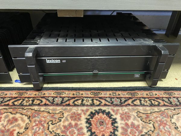 Lexicon 312 3-CH Power Amplifier