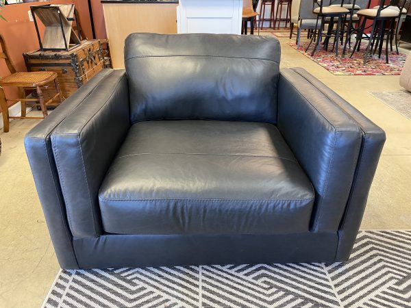 NEW ~ Ashley Furniture Amiata Leather Chair & a Half