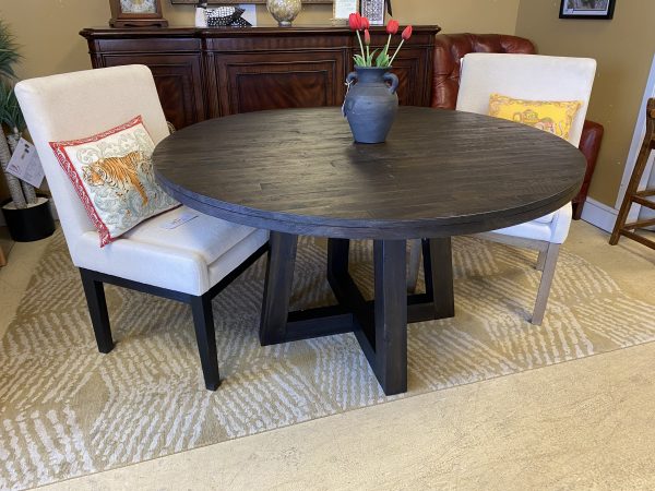 The Woodhills Trapezoid 54″ Round Distressed Wood Dining Table