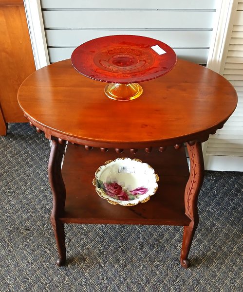 Rare Oval Vintage Victorian Mahogany Parlor Table 