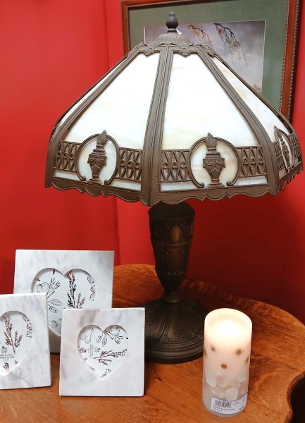 Antique Miller Victorian Slag Glass Table Lamp