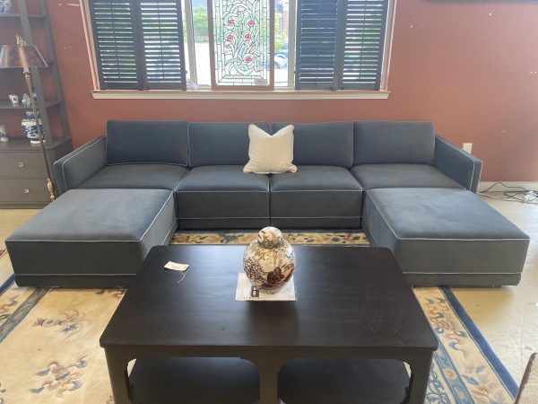 SOFAS, LOVESEATS & SECTIONALS