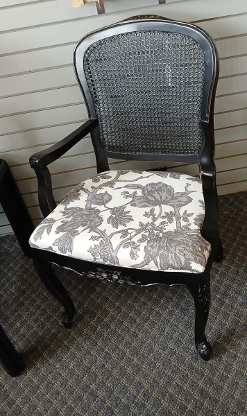 Safavieh Distressed Rattan Upholstered Country French Arm Chair 