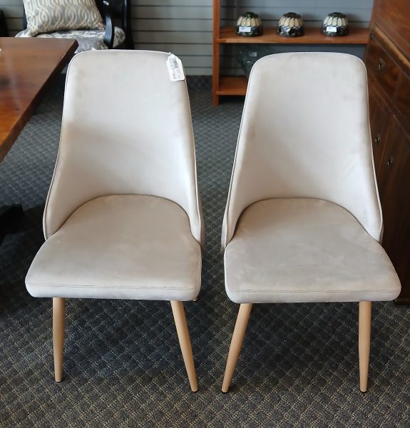 NEW Techyappr Mcm Style Velvet Dining Room Chair Set Of 2 