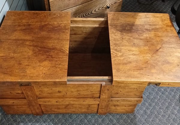Vintage Trunk Bench Or Coffee Table 